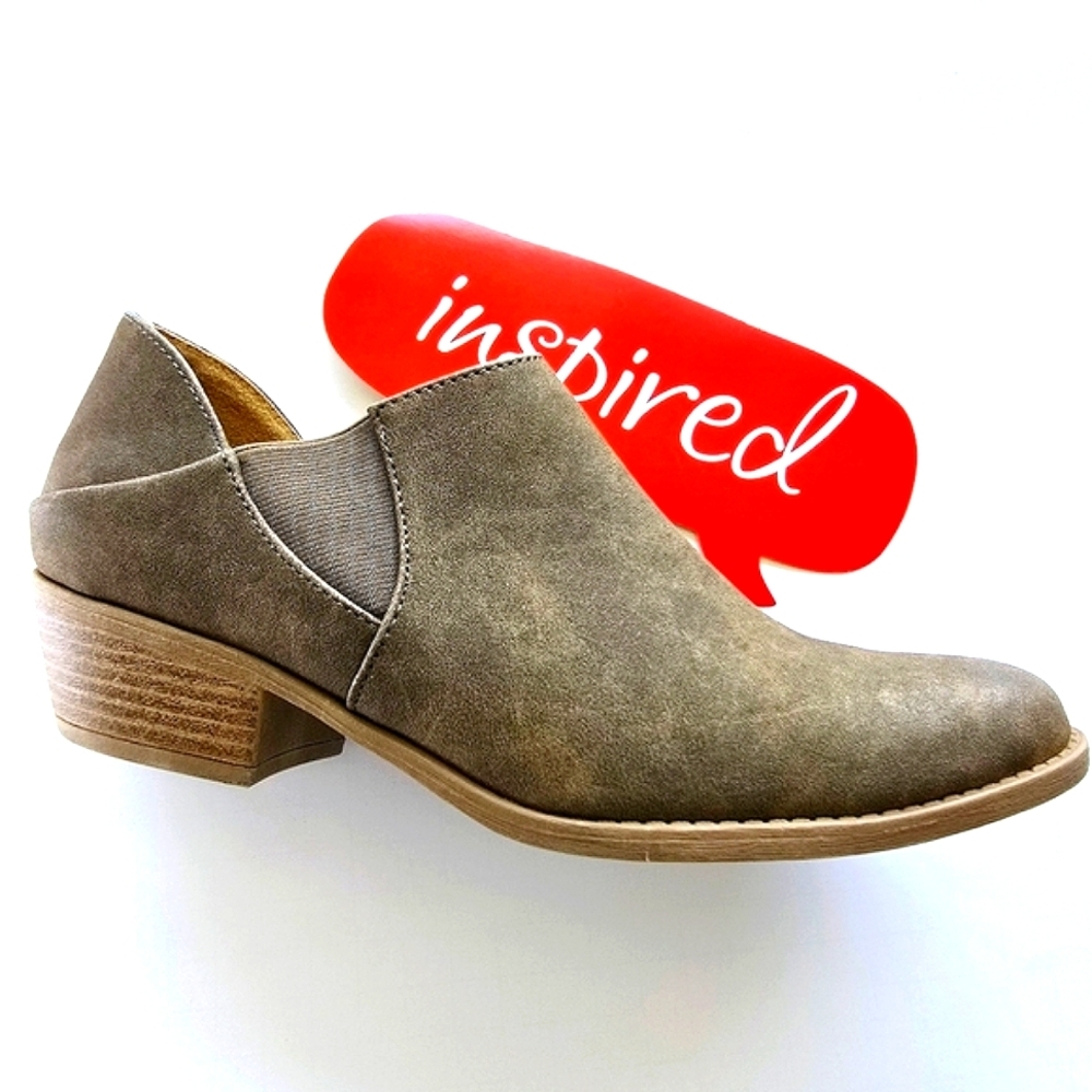 NEW! Qupid Ankle Boots